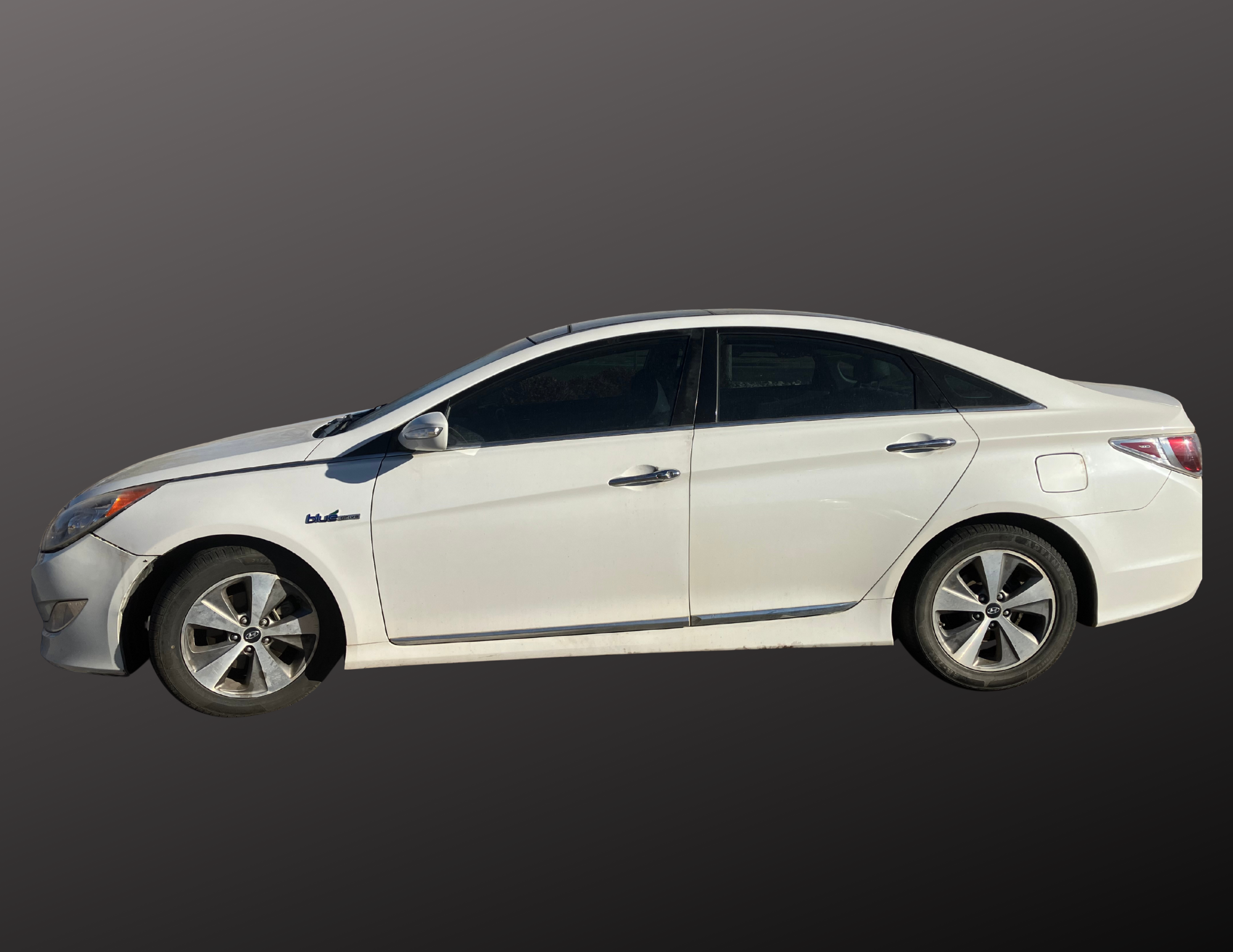 Hyundai Sonata side view